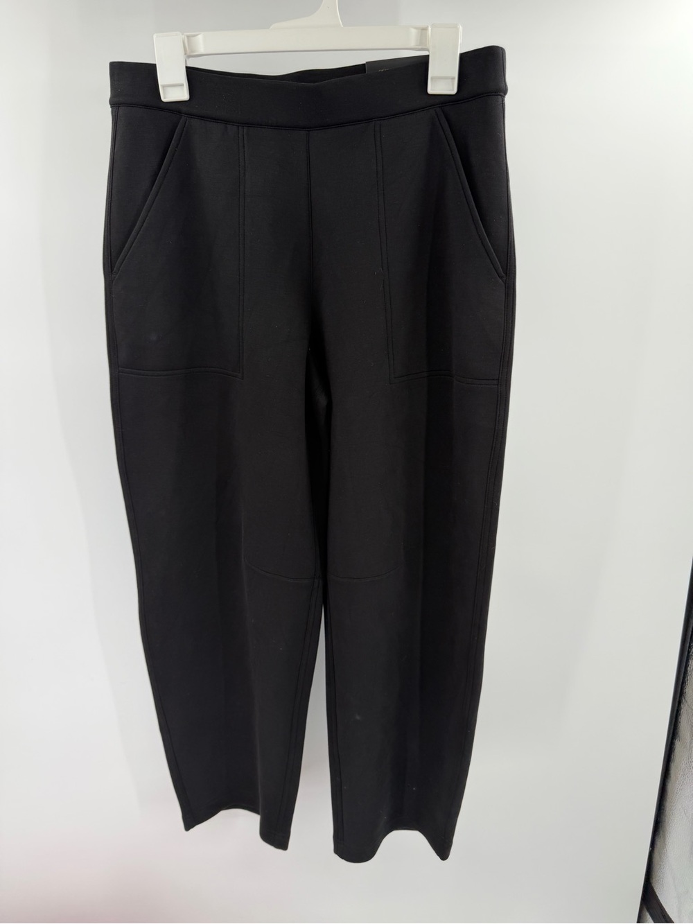 Christian Siriano Women’s Black Pull-On High Rise Barrel Leg Pants Medium New